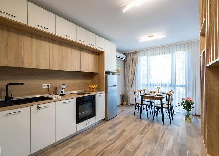 Helena A Aziz Konstantin ve Elena